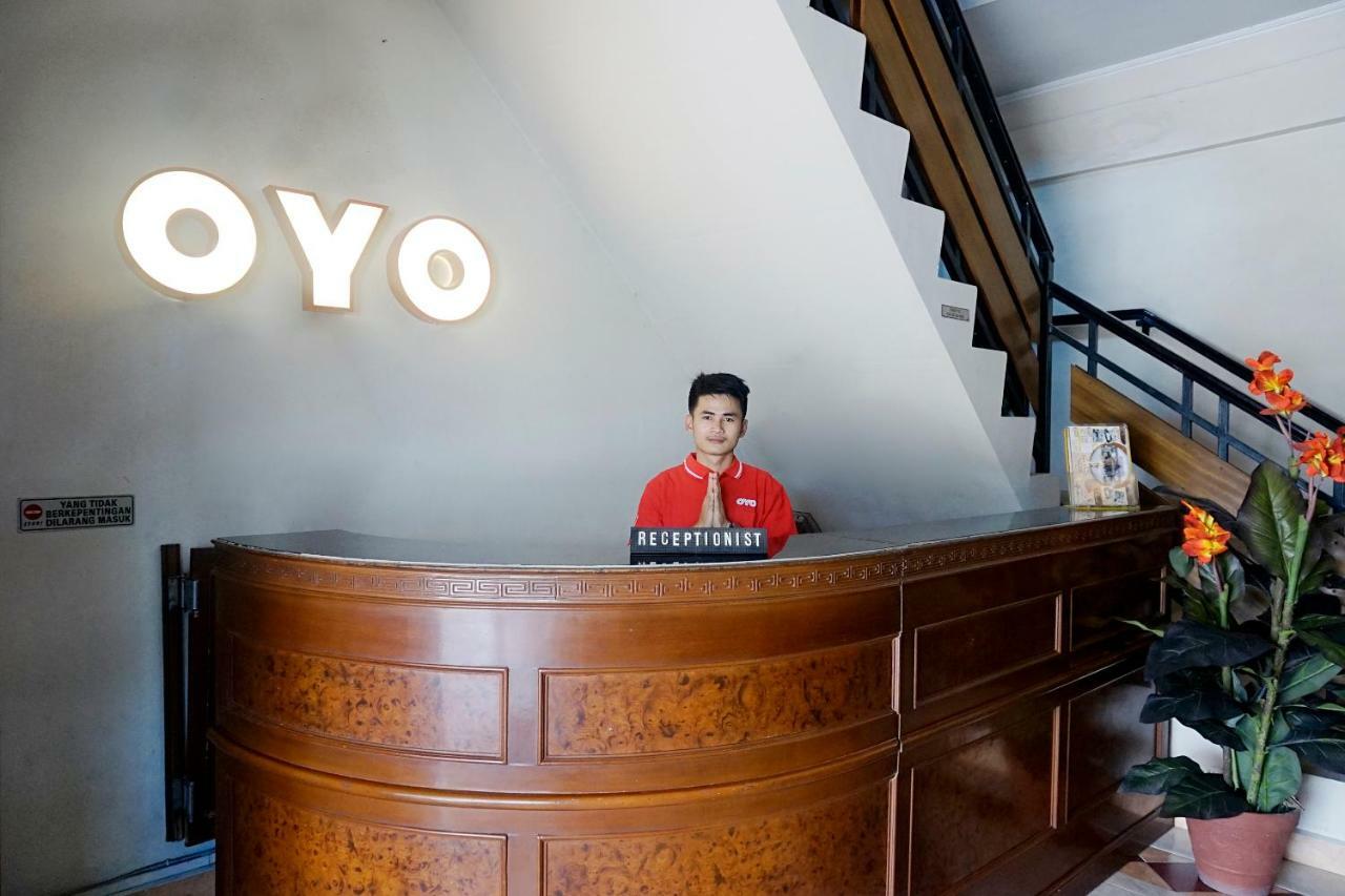 OYO 627 Tirta Kencana Syariah Hotel Pekanbaru Bagian luar foto