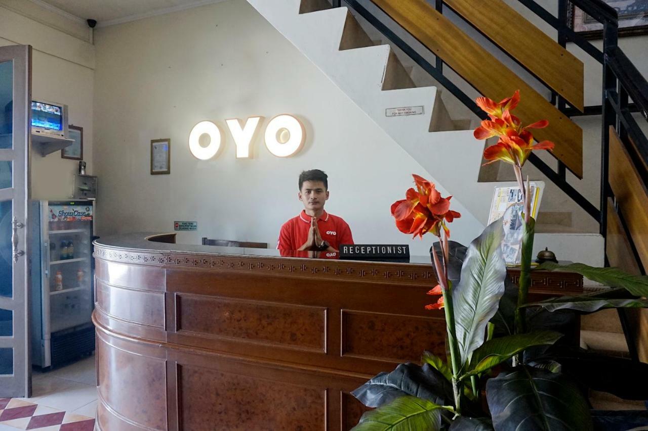 OYO 627 Tirta Kencana Syariah Hotel Pekanbaru Bagian luar foto