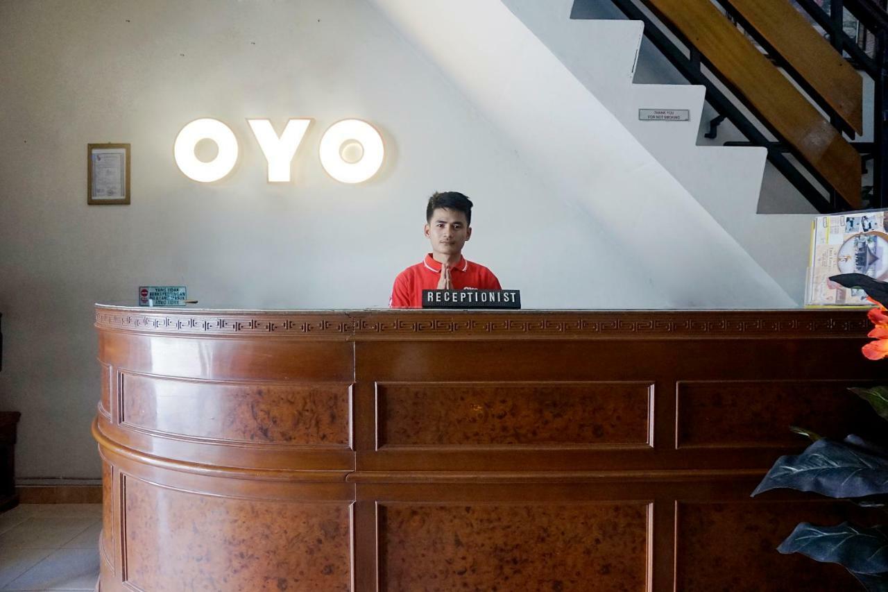 OYO 627 Tirta Kencana Syariah Hotel Pekanbaru Bagian luar foto