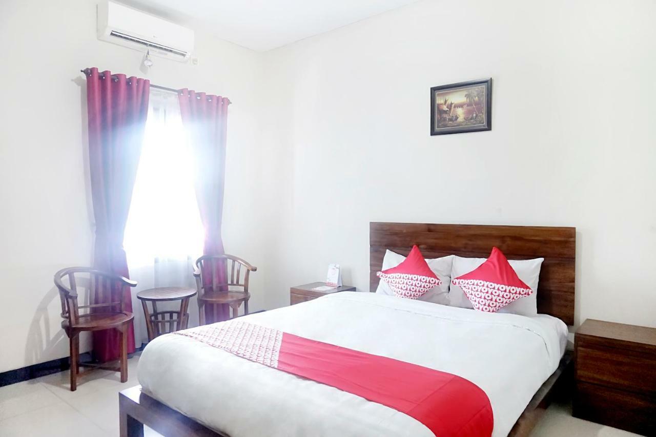 OYO 627 Tirta Kencana Syariah Hotel Pekanbaru Bagian luar foto